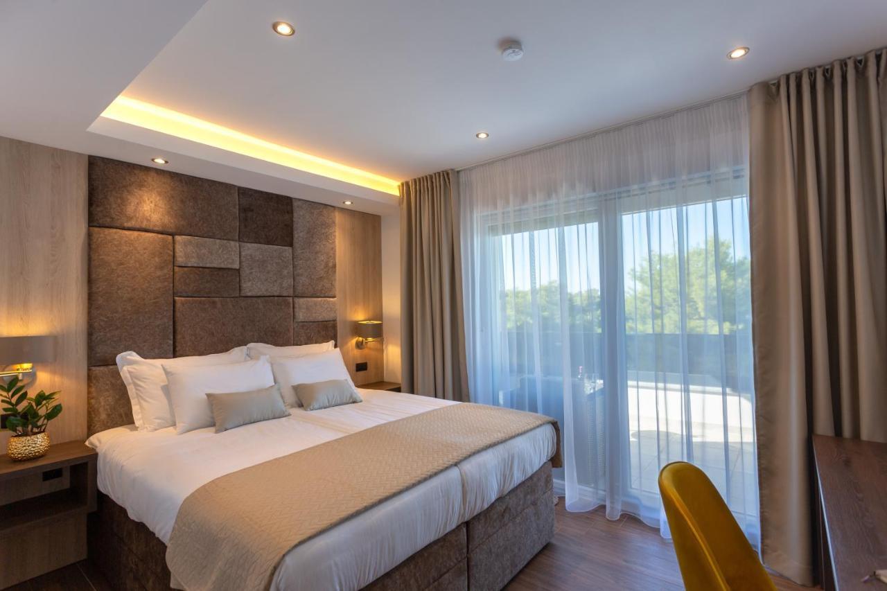 Villa Fortis B&B 特罗吉尔 外观 照片